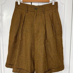 Tweeds High-Waist Pleated Shorts - Mustard Brown Houndstooth